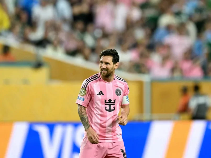 Lionel Messi in action
